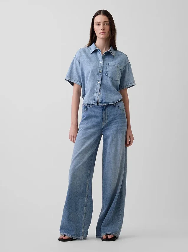 Ultramykt denim-campskjorte i oversized-modell