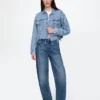 Ultramykt, kort ikonisk denimjakke