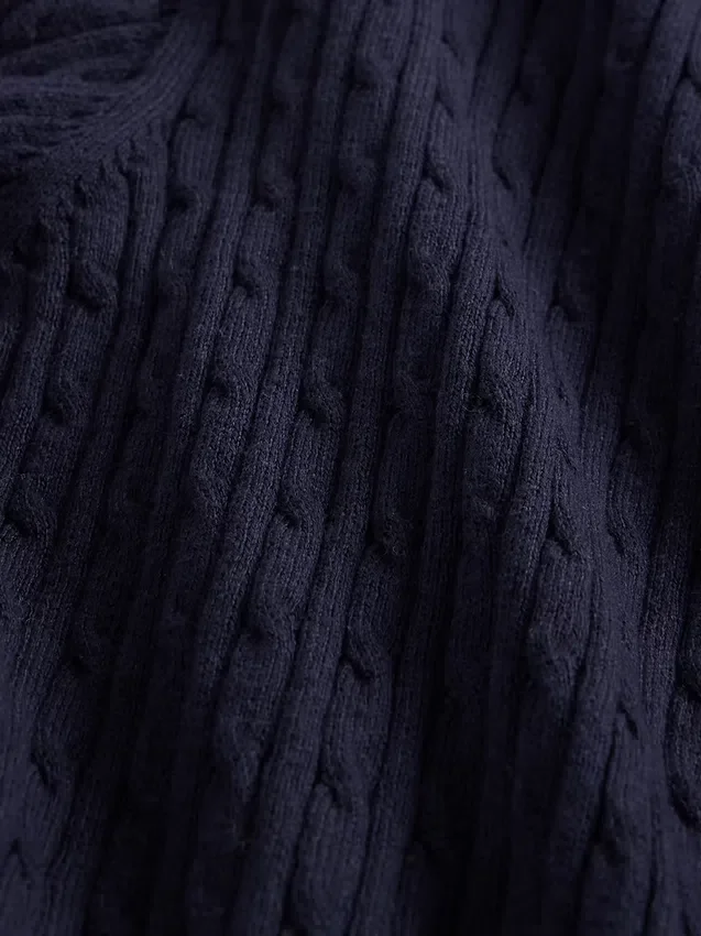 Uniform-cardigan for barn
