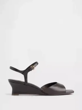 Veganske kilehæl-sandaler