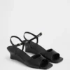 Veganske kilehæl-sandaler