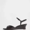 Veganske kilehæl-sandaler