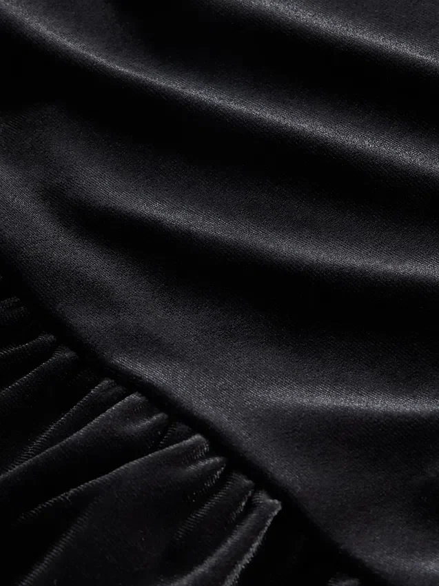 Velour-peplum-top for barn