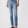 Vintage-jeans med middels høy midje, smal passform og splittet kant