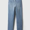 Vintage-jeans med middels høy midje, smal passform og splittet kant