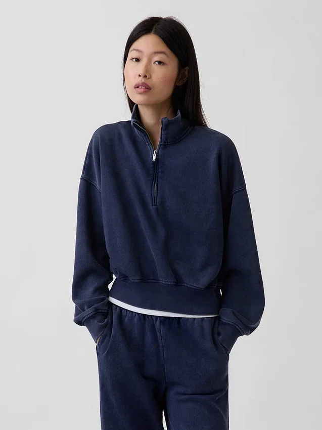 Vintagesoft oversized genser med halv glidelås og kileformet hals