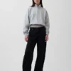 Vintagesoft oversized genser med halv glidelås og kileformet hals