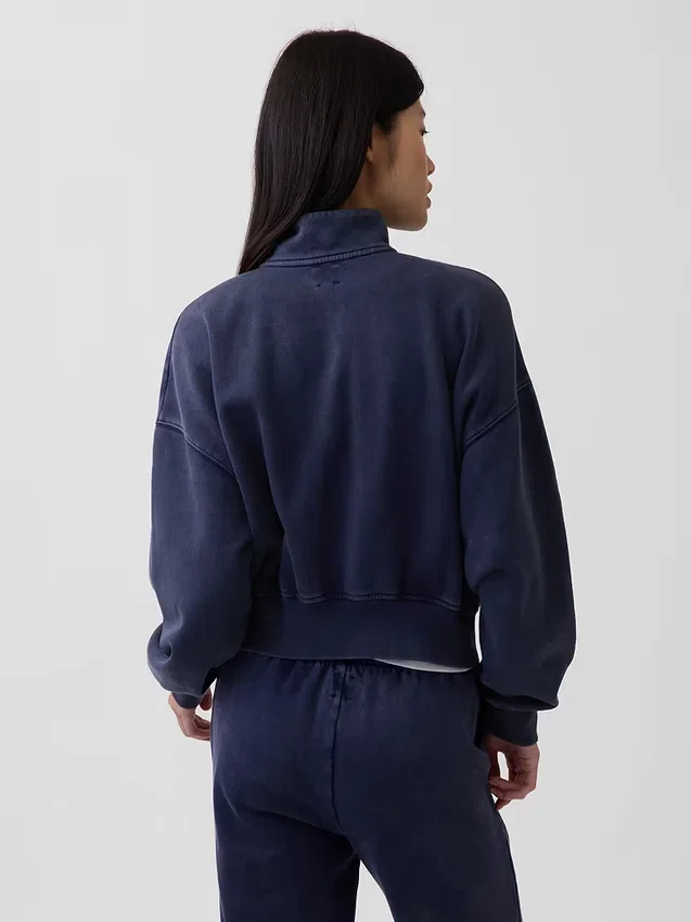 Vintagesoft oversized genser med halv glidelås og kileformet hals