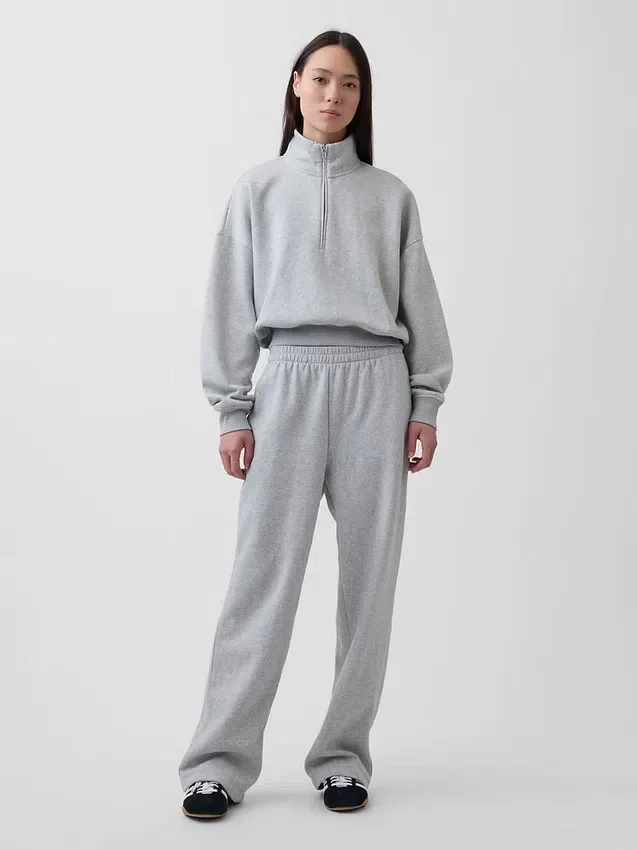 Vintagesoft oversized genser med halv glidelås og kileformet hals